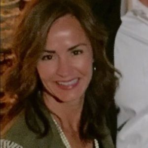 Meet your Posher, Denise